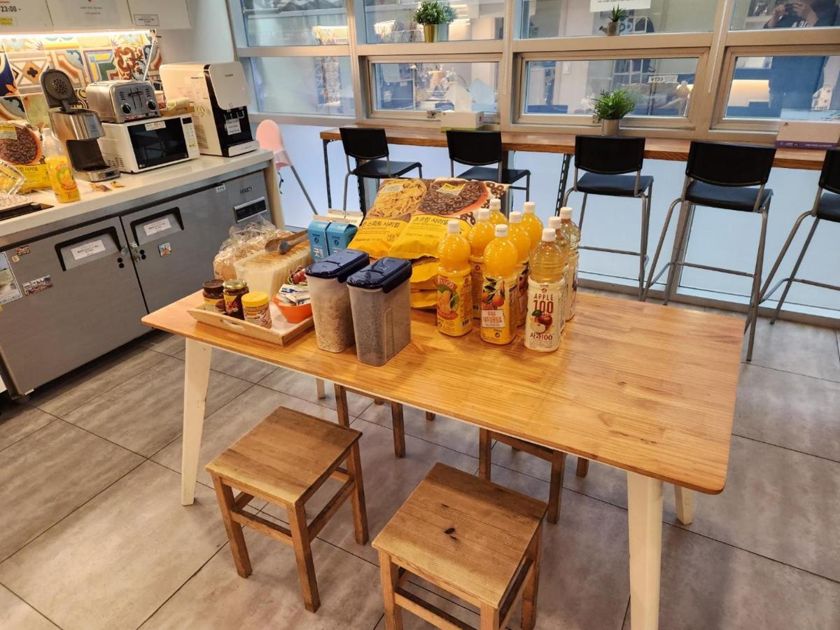Oyo Hostel Myeongdong 1 Σεούλ Εξωτερικό φωτογραφία