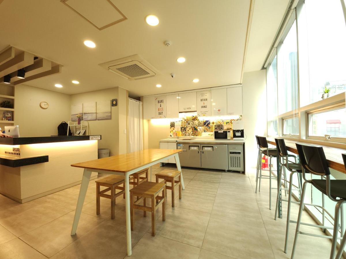 Oyo Hostel Myeongdong 1 Σεούλ Εξωτερικό φωτογραφία