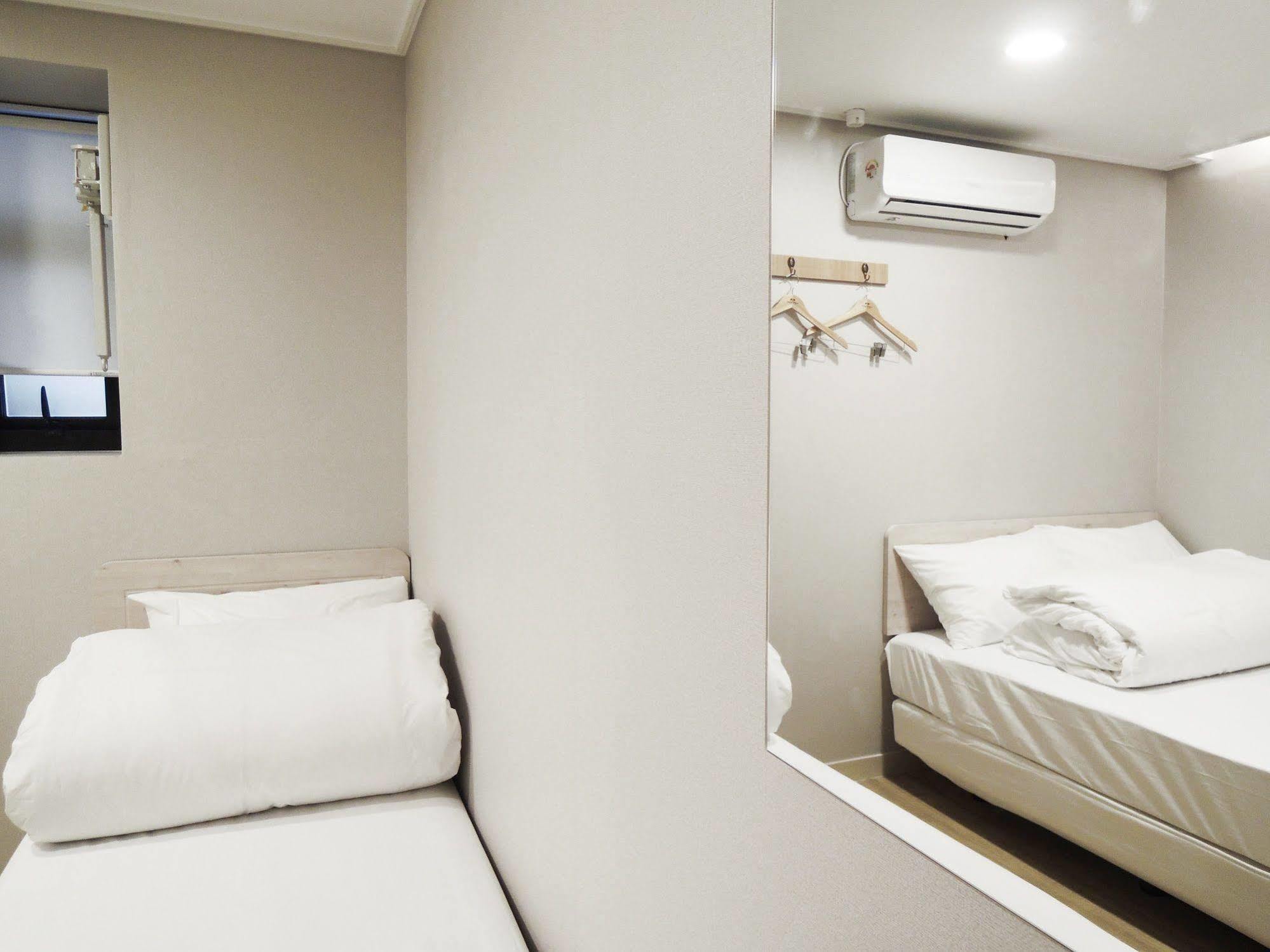 Oyo Hostel Myeongdong 1 Σεούλ Εξωτερικό φωτογραφία