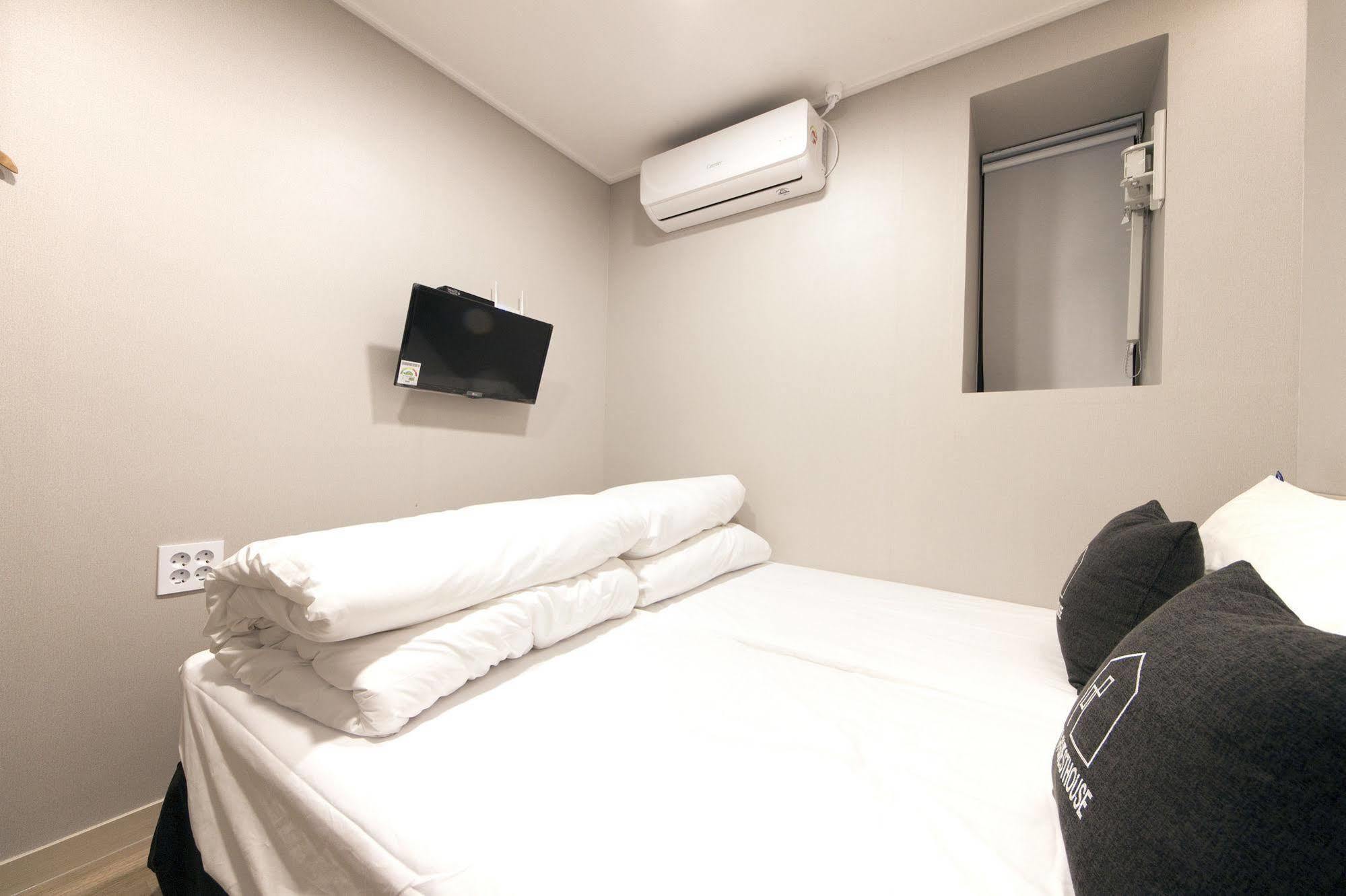 Oyo Hostel Myeongdong 1 Σεούλ Εξωτερικό φωτογραφία